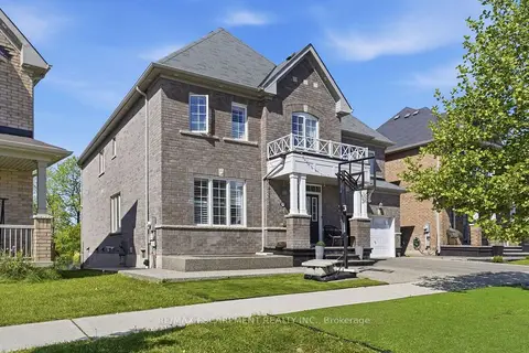 43 FLEMING Crescent Lower