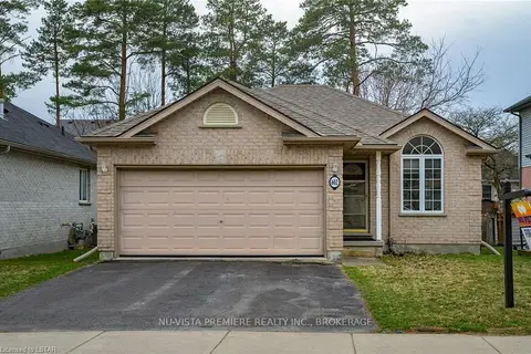 602 SPRUCEWOOD Drive