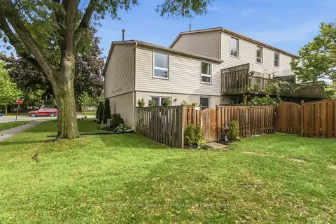109 McMaster Drive E