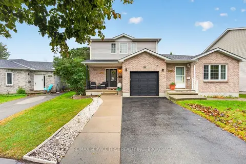 1362 Thornwood Crescent