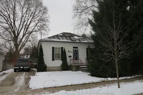 129 Walnut Street