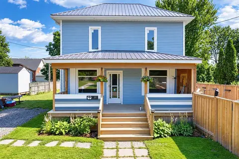 11 WOOD Street W