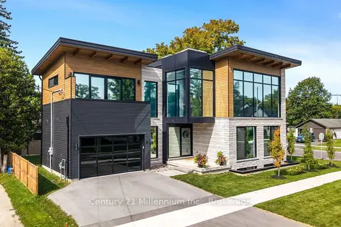 41 Alice Street W