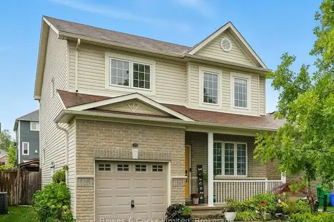 210 Farrier Crescent