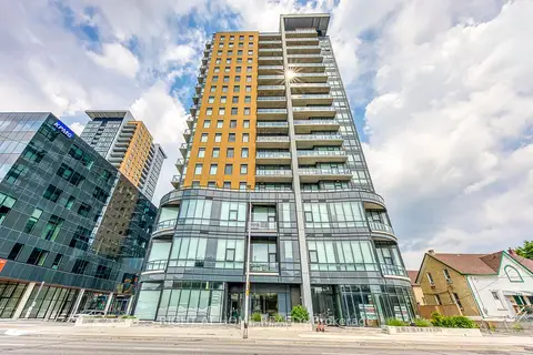100 GARMENT Street 1102