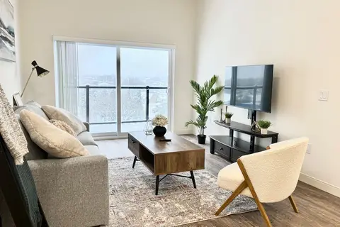 135 Station Street 405