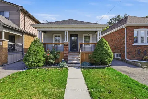 84 Barons Avenue N