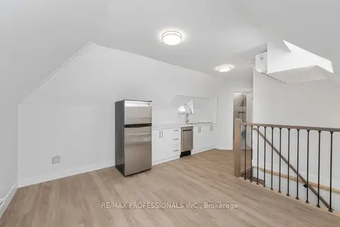 388 Wilson Street #3