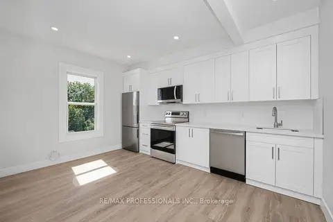 388 Wilson Street #2
