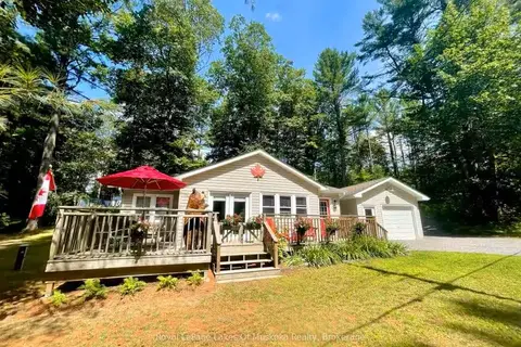 886 Muskoka 10 Road