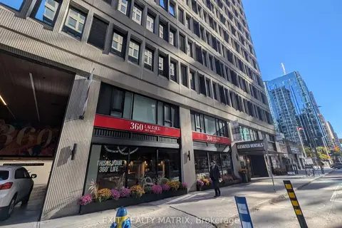 360 Laurier Avenue 1109