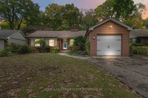 36 BRAEMAR Crescent