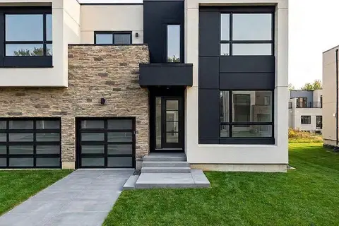 127 Yvonne Crescent