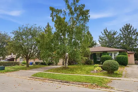 37 Mcilwraith Crescent UPPER