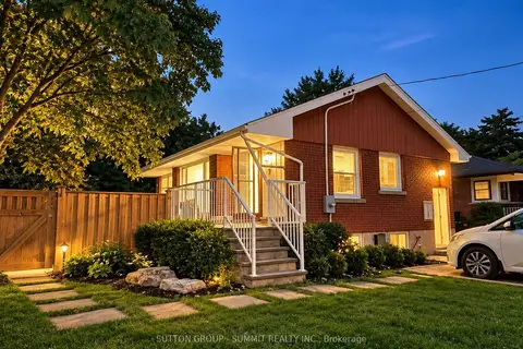 9 Grenadier Drive