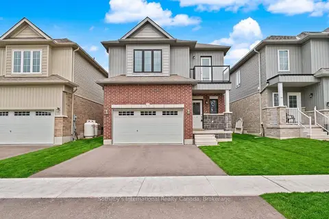 12 Hillcroft Way