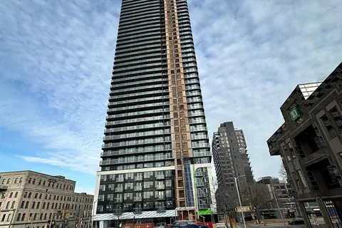 30 Francis Street S 908
