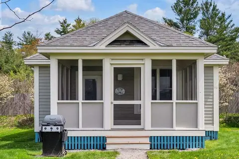 48 Meadow View Lane