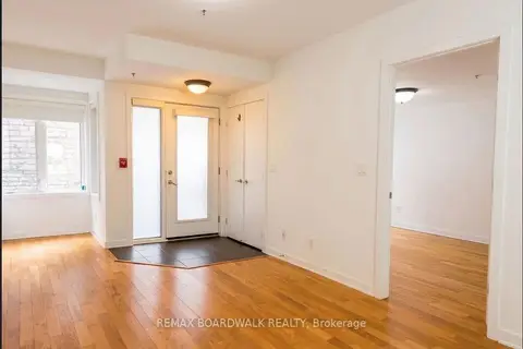 458D King Edward Avenue 209