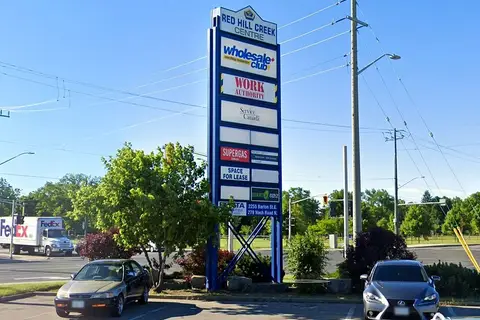 2255 Barton Street E 10
