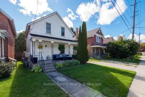443 13th Street W