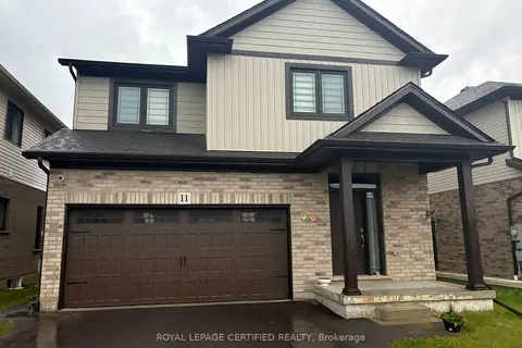 11 ALICIA Crescent