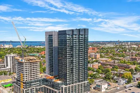 91 John Street 704