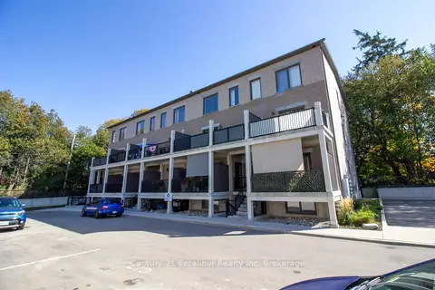 360 Queen Street E 2C