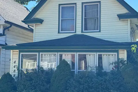 4488 Eastwood Crescent