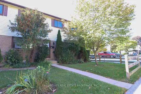 825 DUNDALK Drive 40