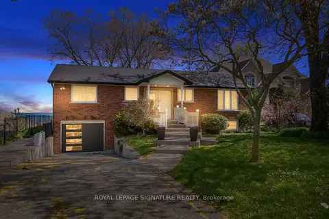 17 Wendakee Drive