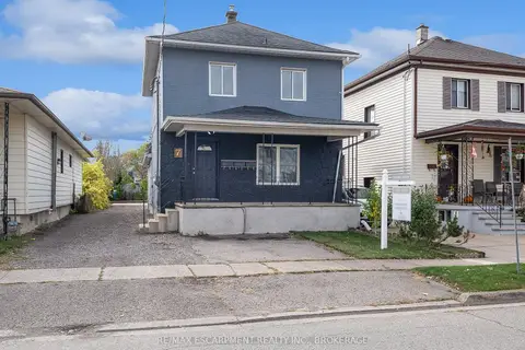 7 MAITLAND Street UPPER