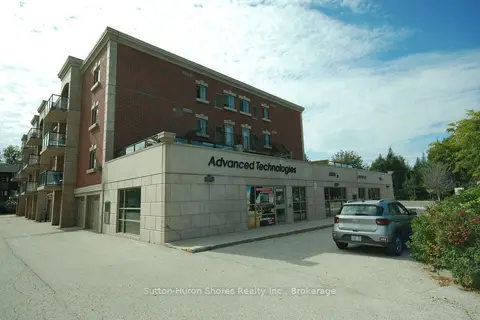 221 ADELAIDE Street