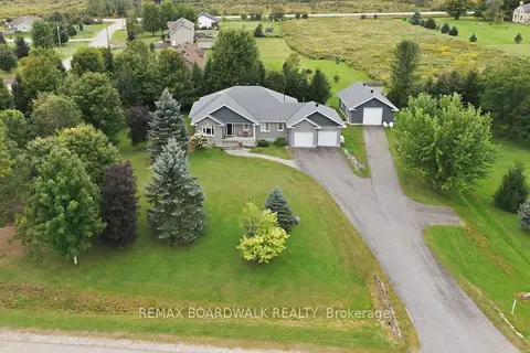 136 Macpherson Way