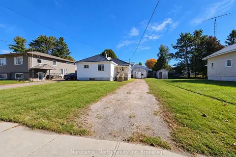 78 St. David Street N