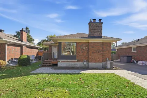 2007 Dorval Avenue