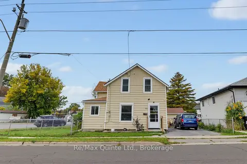 84 Moira Street E