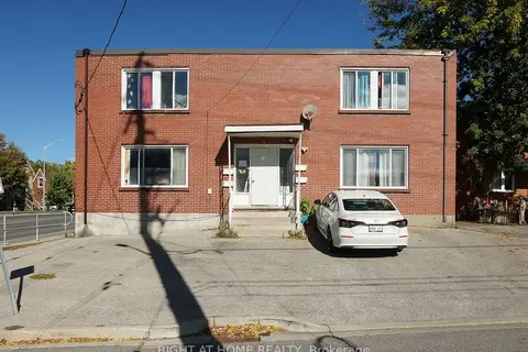 59 Saunby Street N
