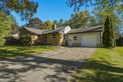 465 Glen Crescent