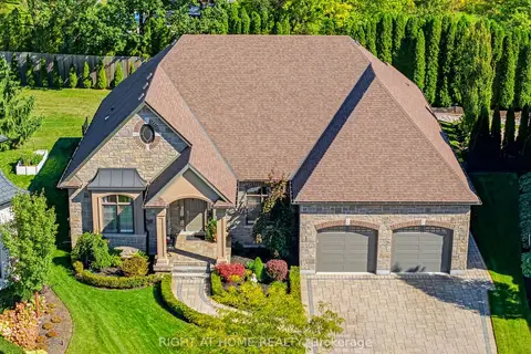 28 Sandalwood Crescent