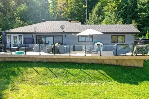1018 Georgina Way 1