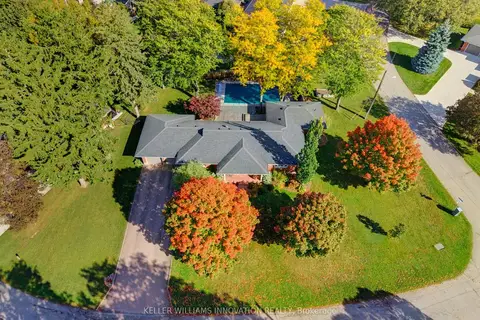 33 Jackson Crescent