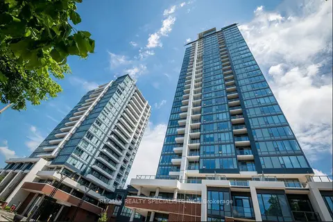 15 Wellington Street 405