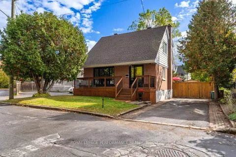 340 St-Denis Street