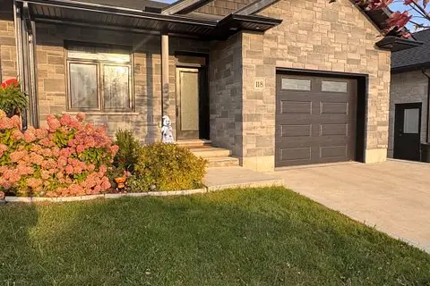118 Devinwood Avenue