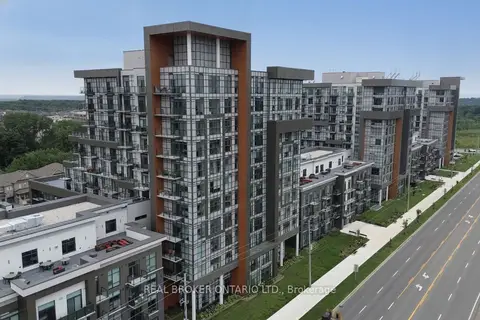 470 Dundas Street E 1213