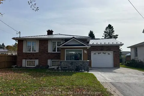 120 VICTORIA Street W