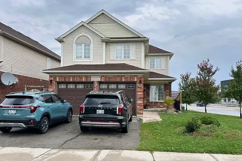 2537 (Upper) Meadowgate Boulevard