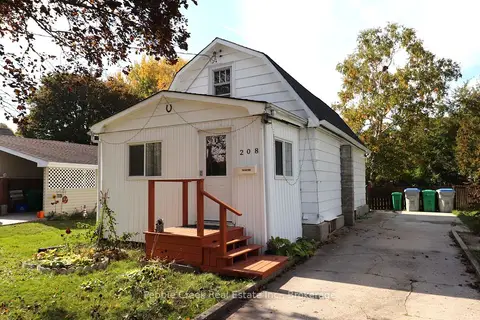 208 Hincks Street
