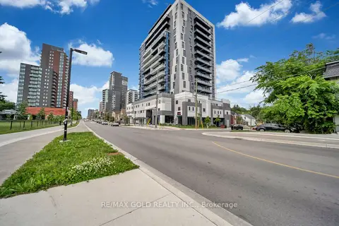 128 King Street N 803